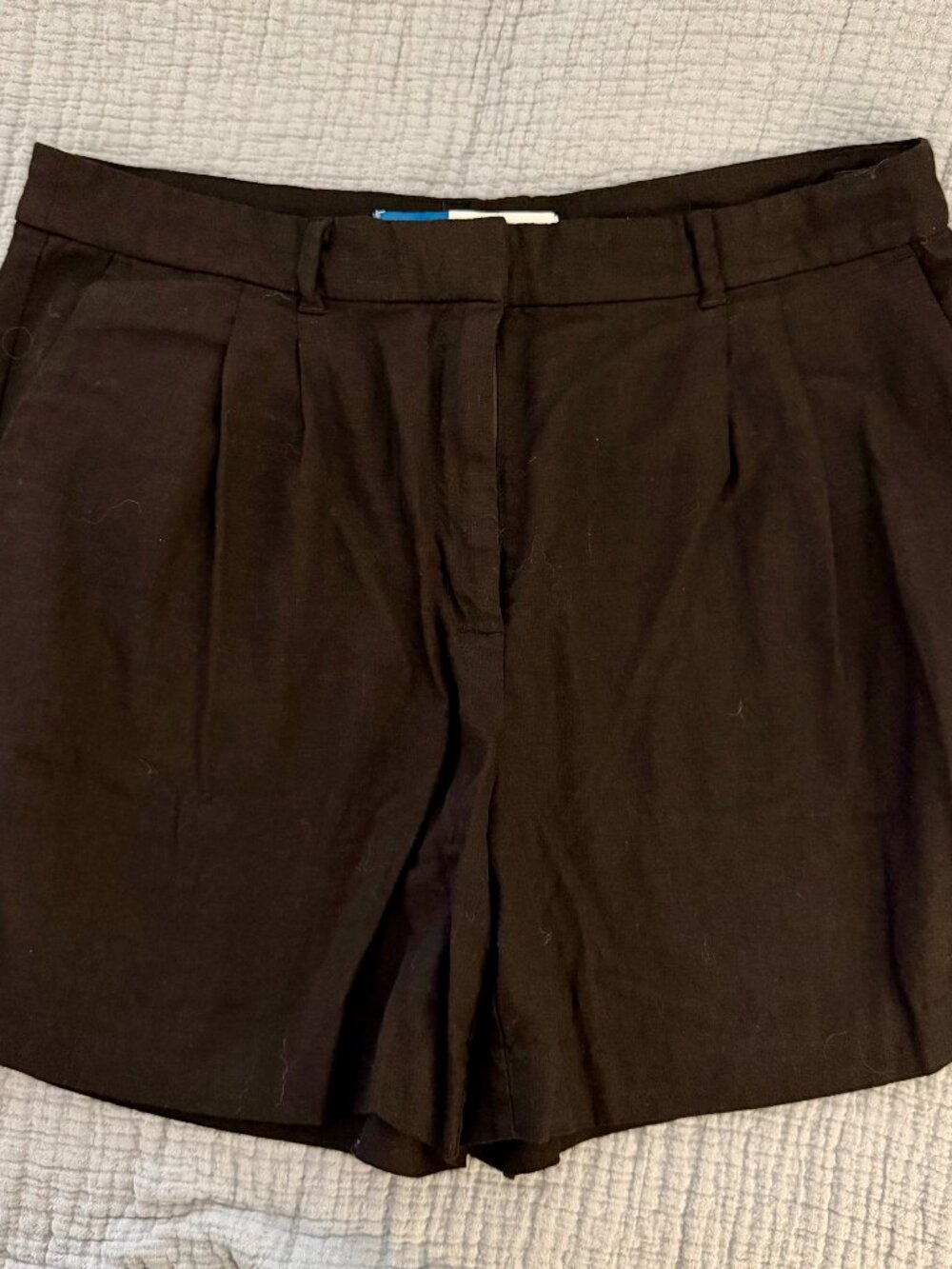 Old Navy Linen-Blend Taylor Trouser Shorts (Women's Large)